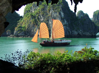 Indochina Sails 2days/1night